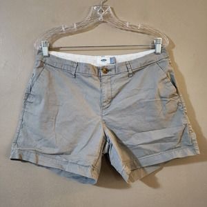 Old Navy Womens Chino Midi Shorts Size 8 Gray Mid Rise Stretch